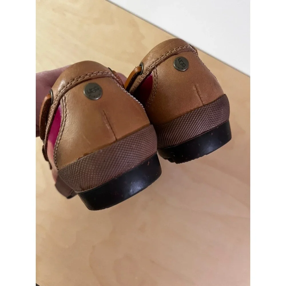 UGG Ashdale Slip-On Duck Shoe Leather Shearling Lined Red Tan size 7.5